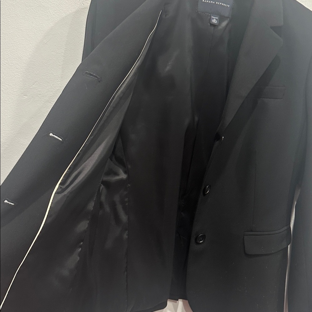 Banana Republic Basic Black Wool Suit Jacket Sing… - image 6